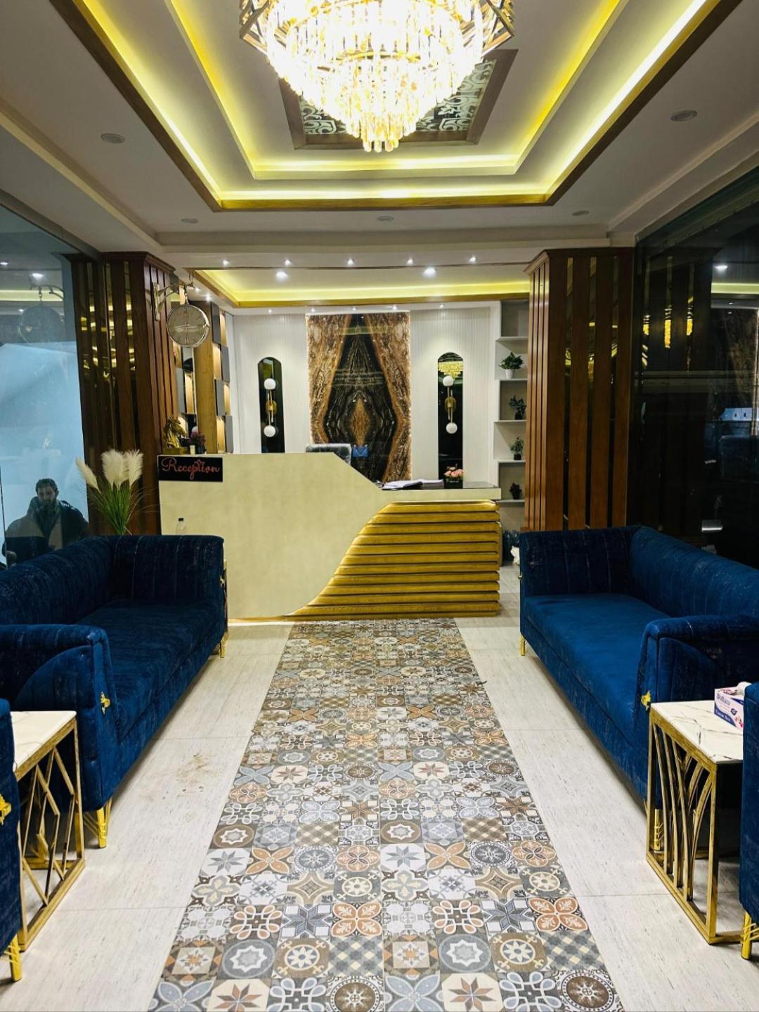 Gold Palace Hotel & Food Lounge Karandukai Exteriér fotografie